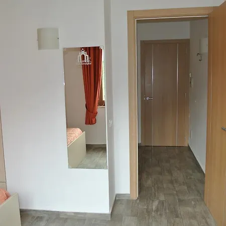 Camollia Oda ve Kahvaltı 3*
