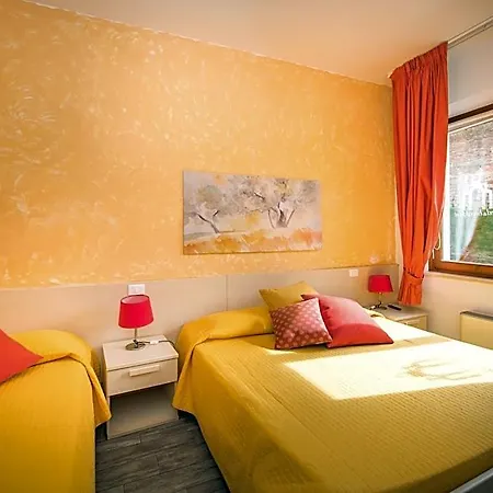 Couette-café Camollia 3*