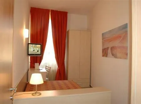 Camollia Oda ve Kahvaltı Siena