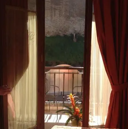 Camollia Bed & Breakfast 3*