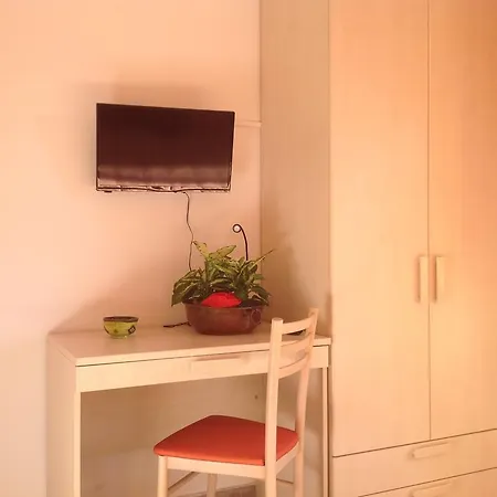 베드 앤드 브렉퍼스트 카몰리아 시에나