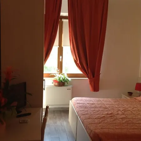 Camollia Bed and Breakfast 3*
