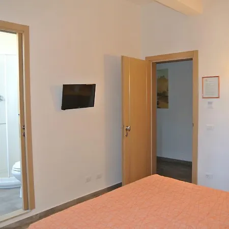 Camollia Bed & Breakfast Siena