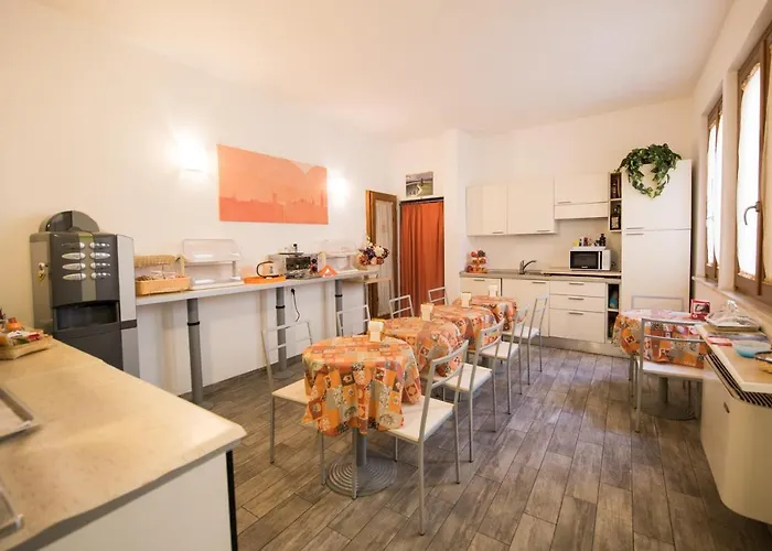 Oda ve Kahvaltı Camollia Siena